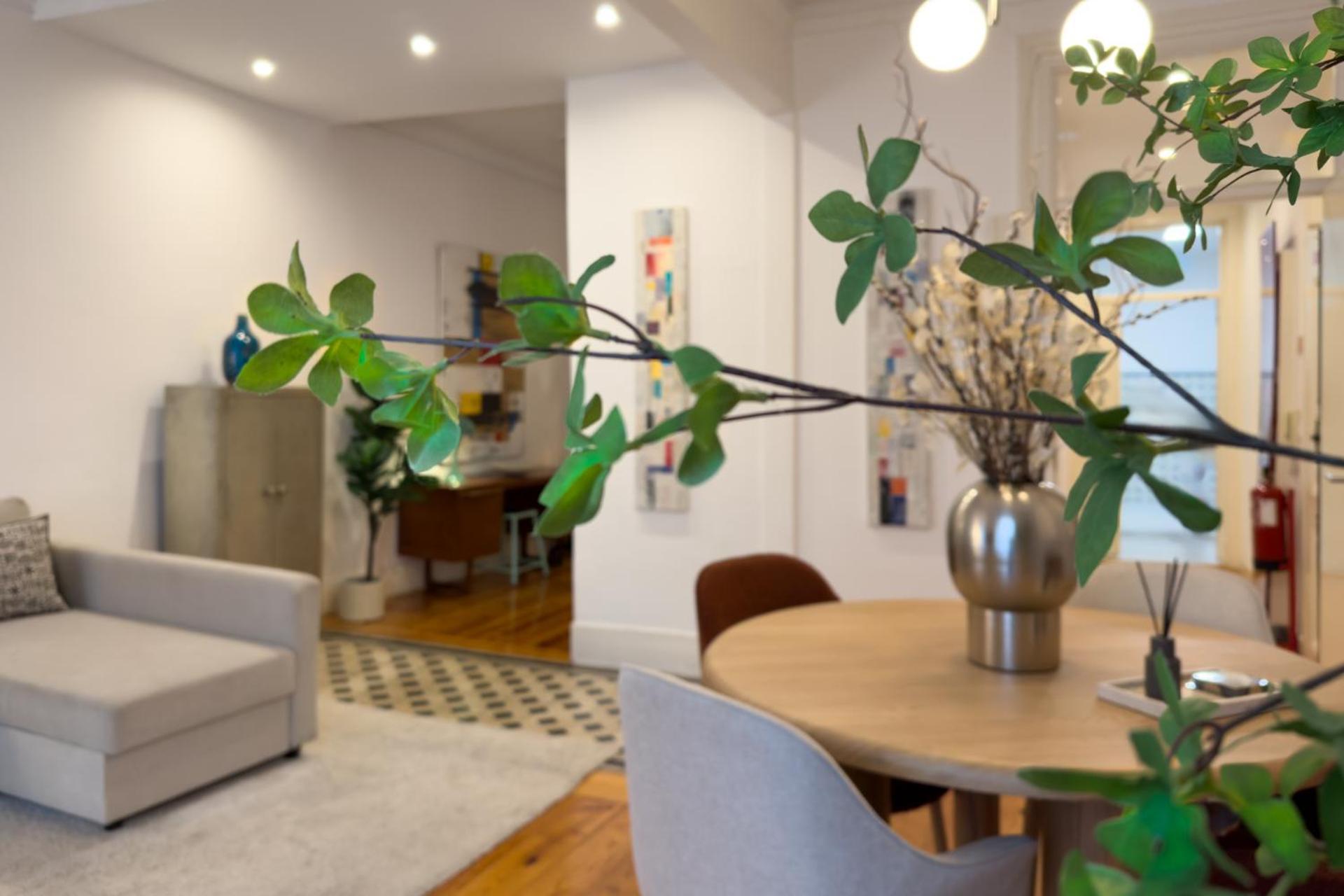 Beautiful apartment in Bairro Alto - Quite Lisbona Esterno foto