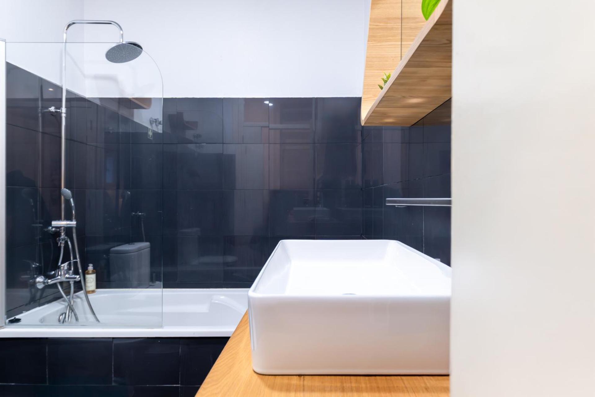 Beautiful apartment in Bairro Alto - Quite Lisbona Esterno foto