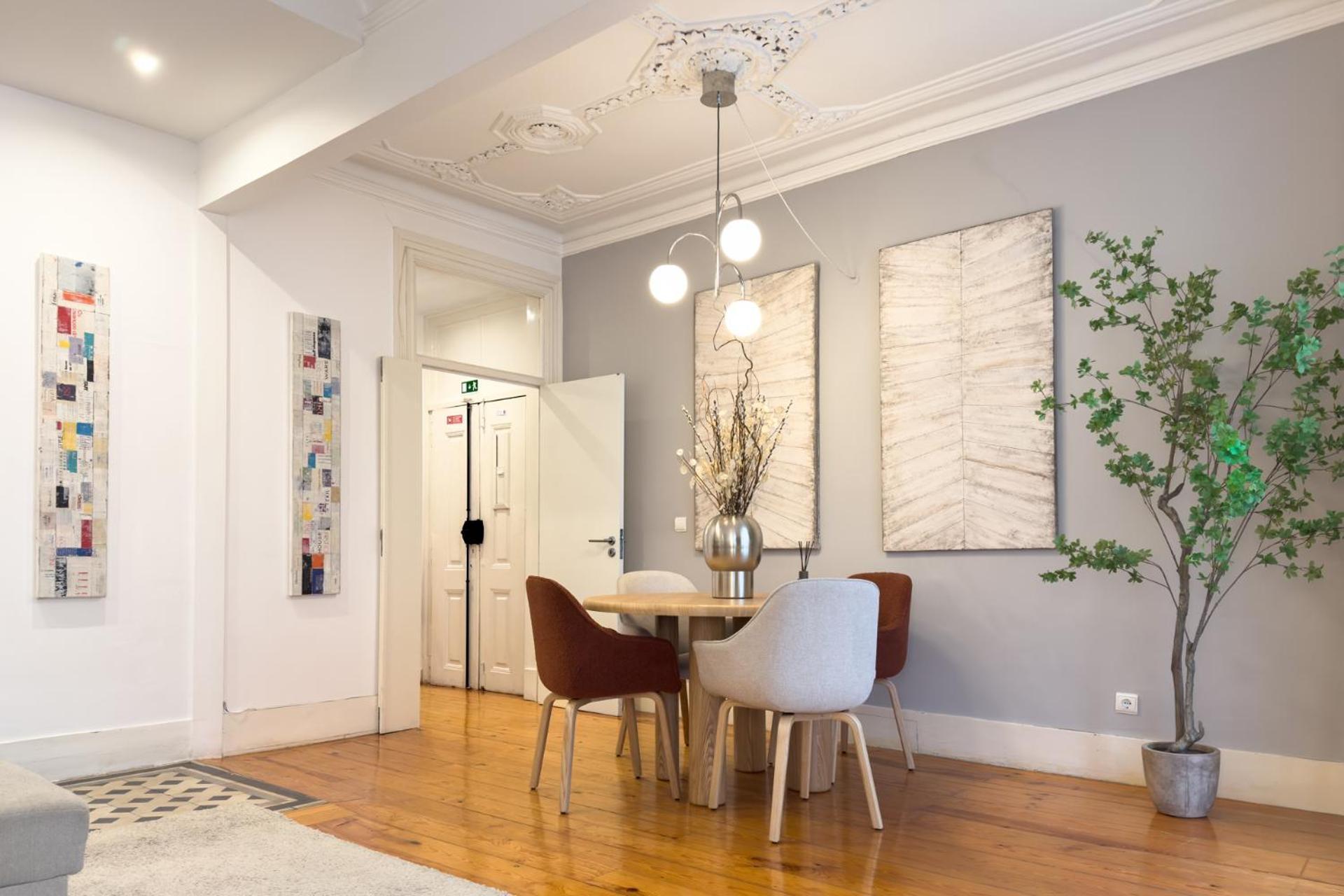 Beautiful apartment in Bairro Alto - Quite Lisbona Esterno foto